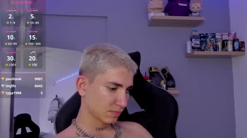 Snapshot of sebas__23 chatting on December 12, 2:04 am Sebastin online show from December 12, 2:04 am