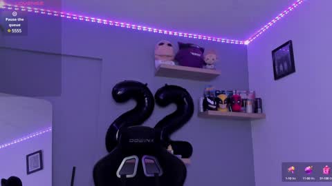 Snapshot of sebas__23 chatting on December 24, 12:22 am Sebastin online show from December 24, 12:22 am