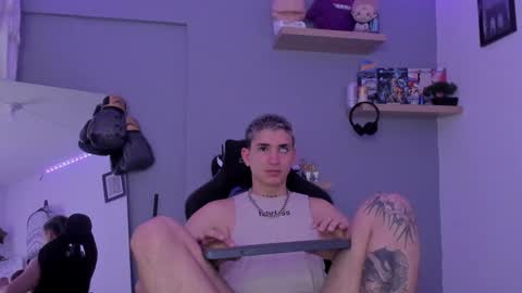 Snapshot of sebas__23 chatting on January 6, 6:41 pm Sebastin online show from January 6, 6:41 pm