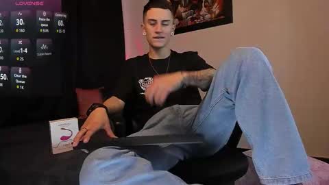 Sebastian online show from September 30, 3:55 am