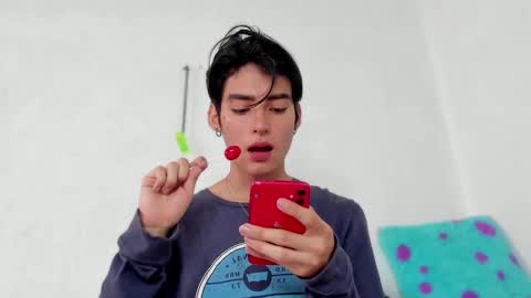 sebastian online show from December 7, 3:41 pm