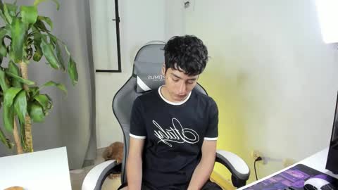 sebastian online show from March 10, 3:28 pm