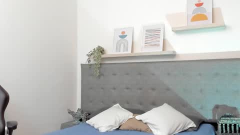 Snapshot of sebastamayo_ chatting on February 13, 6:42 am SEBAS online show from February 13, 6:42 am