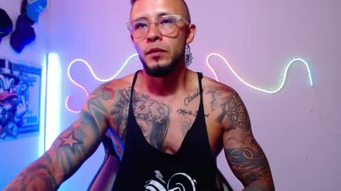 Sebastian online show from April 2, 9:12 pm