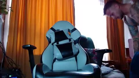 Sebastian online show from July 22, 6:54 pm