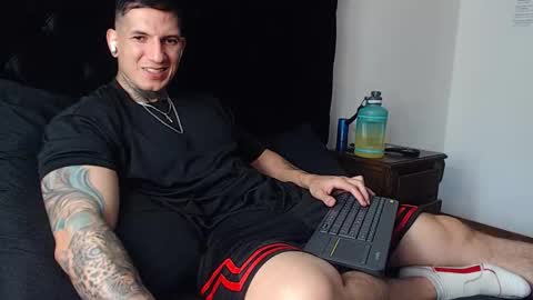 Sebastian online show from February 23, 6:49 pm