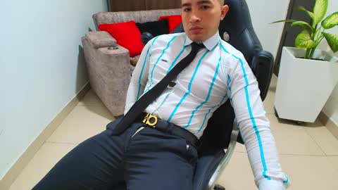 juan  sebastian online show from March 2, 7:23 pm