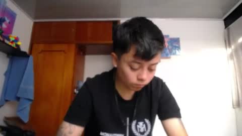 Snapshot of sebastian_posse chatting on June 22, 10:18 pm Myystiic online show from June 22, 10:18 pm