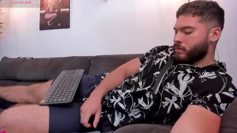 Instagram jeanpaulfit  online show from October 26, 10:04 pm