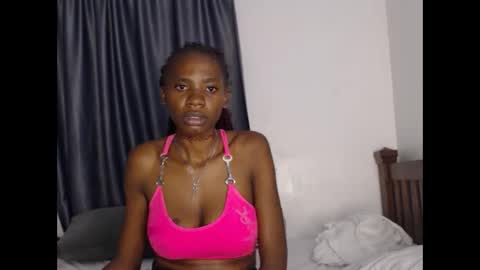 Snapshot of sebatrishaa chatting on September 21, 8:54 pm sebatrishaa online show from September 21, 8:54 pm