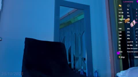 Sebastian online show from October 25, 9:42 pm