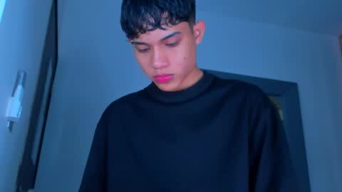 Sebastian online show from November 26, 9:05 pm