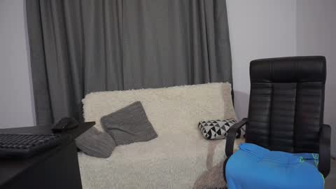 Lucian online show from December 23, 7:28 am