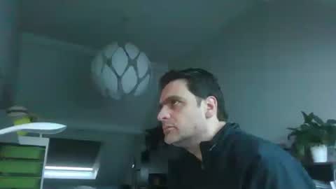 Snapshot of sebix9206 chatting on February 17, 8:11 am sebix9206 online show from February 17, 8:11 am