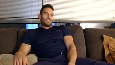 Sebastian Royce online show from July 14, 4:28 am
