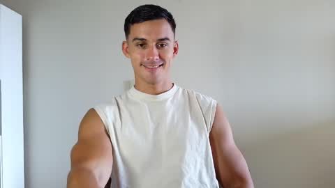 Snapshot of sebybeba chatting on May 1, 3:38 pm sebybeba online show from May 1, 3:38 pm