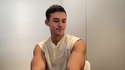 Snapshot of sebybeba chatting on May 25, 2:12 pm sebybeba online show from May 25, 2:12 pm