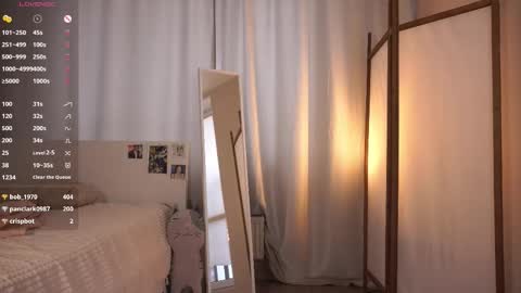 Snapshot of second_aid chatting on February 28, 4:24 am Brenda online show from February 28, 4:24 am