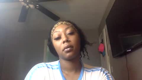 Snapshot of secrectcee chatting on April 6, 2:18 pm SecretCee online show from April 6, 2:18 pm