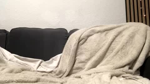 Anni online show from November 7, 7:25 pm