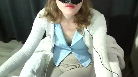 Anni online show from April 12, 12:15 am