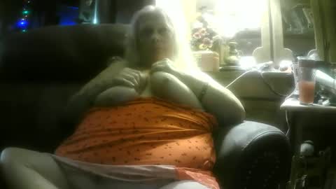 secretbbw_gilf online show from January 2, 7:23 am