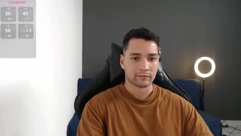 Snapshot of secretboy5000 chatting on February 7, 4:35 pm Jex online show from February 7, 4:35 pm