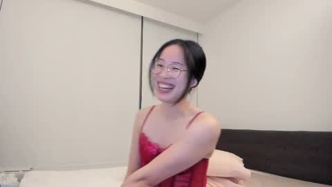 Snapshot of secretgirlfriendxo chatting on February 14, 4:09 am Angela online show from February 14, 4:09 am