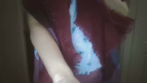 Snapshot of secretlifesecretwife2 chatting on September 27, 6:07 am Lea online show from September 27, 6:07 am