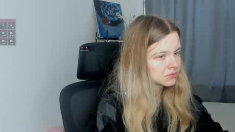 secrettier online show from March 6, 5:04 am