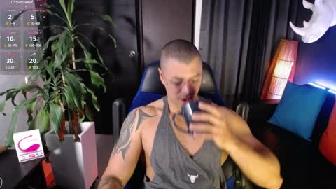 sed online show from April 1, 10:16 am