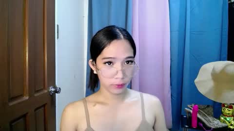 Snapshot of seductive_abia chatting on May 20, 3:13 am JUST CALL ME ABIA online show from May 20, 3:13 am