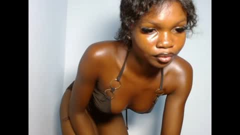Snapshot of seductive_sugar247 chatting on April 9, 2:11 am seductive_sugar247 online show from April 9, 2:11 am
