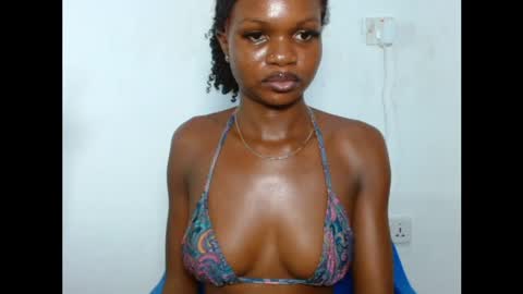 Snapshot of seductive_sugar247 chatting on April 22, 5:32 am seductive_sugar247 online show from April 22, 5:32 am