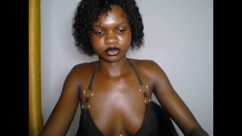 Snapshot of seductive_sugar247 chatting on April 29, 4:16 am seductive_sugar247 online show from April 29, 4:16 am