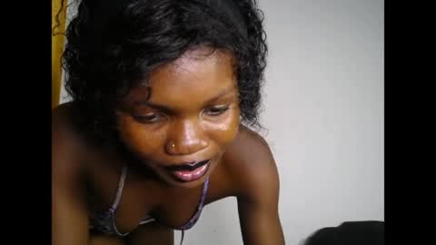 Snapshot of seductive_sugar247 chatting on May 2, 4:23 pm seductive_sugar247 online show from May 2, 4:23 pm