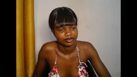 seductive_sugar247 online show from June 23, 3:37 am