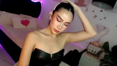 Vanessa online show from April 4, 10:46 am