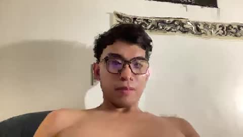 Snapshot of seductive_william chatting on February 20, 4:03 pm William online show from February 20, 4:03 pm