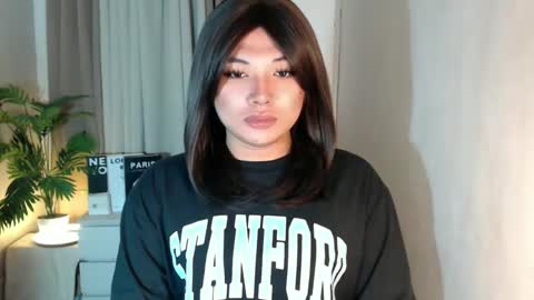 Deluxe online show from February 23, 3:20 pm