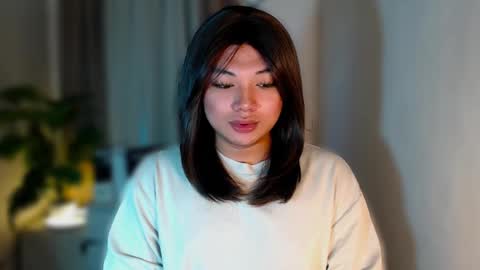 Deluxe online show from February 24, 3:37 am