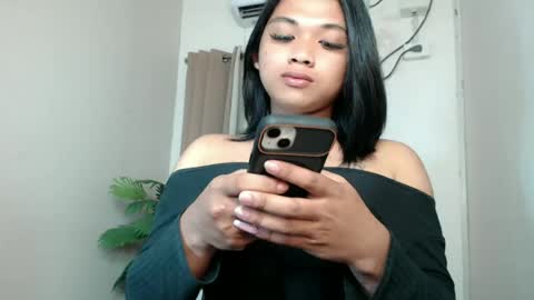 Snapshot of seductivedeluxe69 chatting on July 13, 9:06 pm Deluxe online show from July 13, 9:06 pm