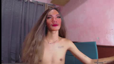 seductivehugecock69 online show from April 14, 6:08 am