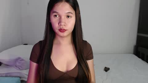 Snapshot of seductivemegoftheworld_ chatting on January 17, 3:11 pm MEG online show from January 17, 3:11 pm