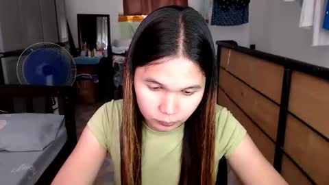 Snapshot of seductivemegoftheworld_ chatting on June 8, 8:26 am MEG online show from June 8, 8:26 am