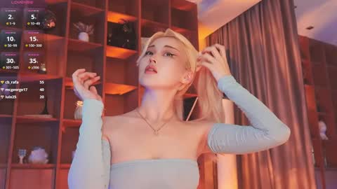 Chia online show from October 10, 9:25 pm