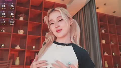 Snapshot of seduza_hyun chatting on May 7, 2:39 am Chia online show from May 7, 2:39 am