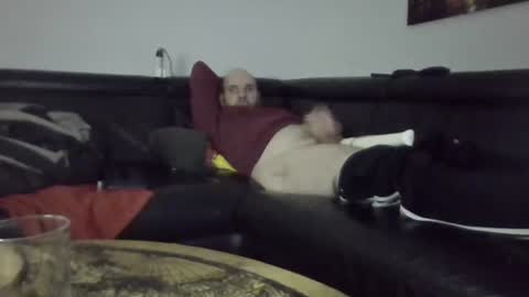 Snapshot of seeebi chatting on October 1, 5:41 pm Sebastian online show from October 1, 5:41 pm