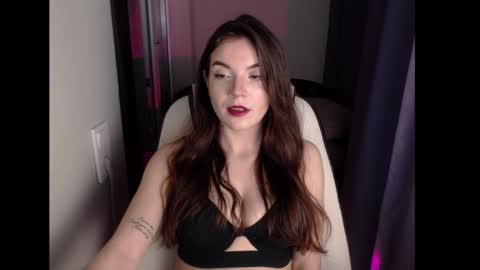 Emily online show from February 4, 10:43 am