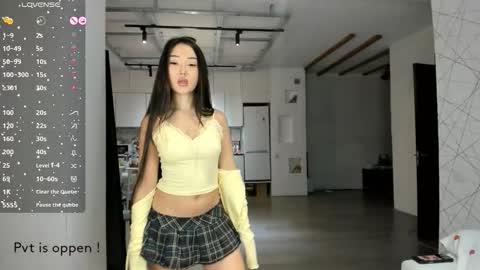 Akira Youri online show from October 28, 2:04 am